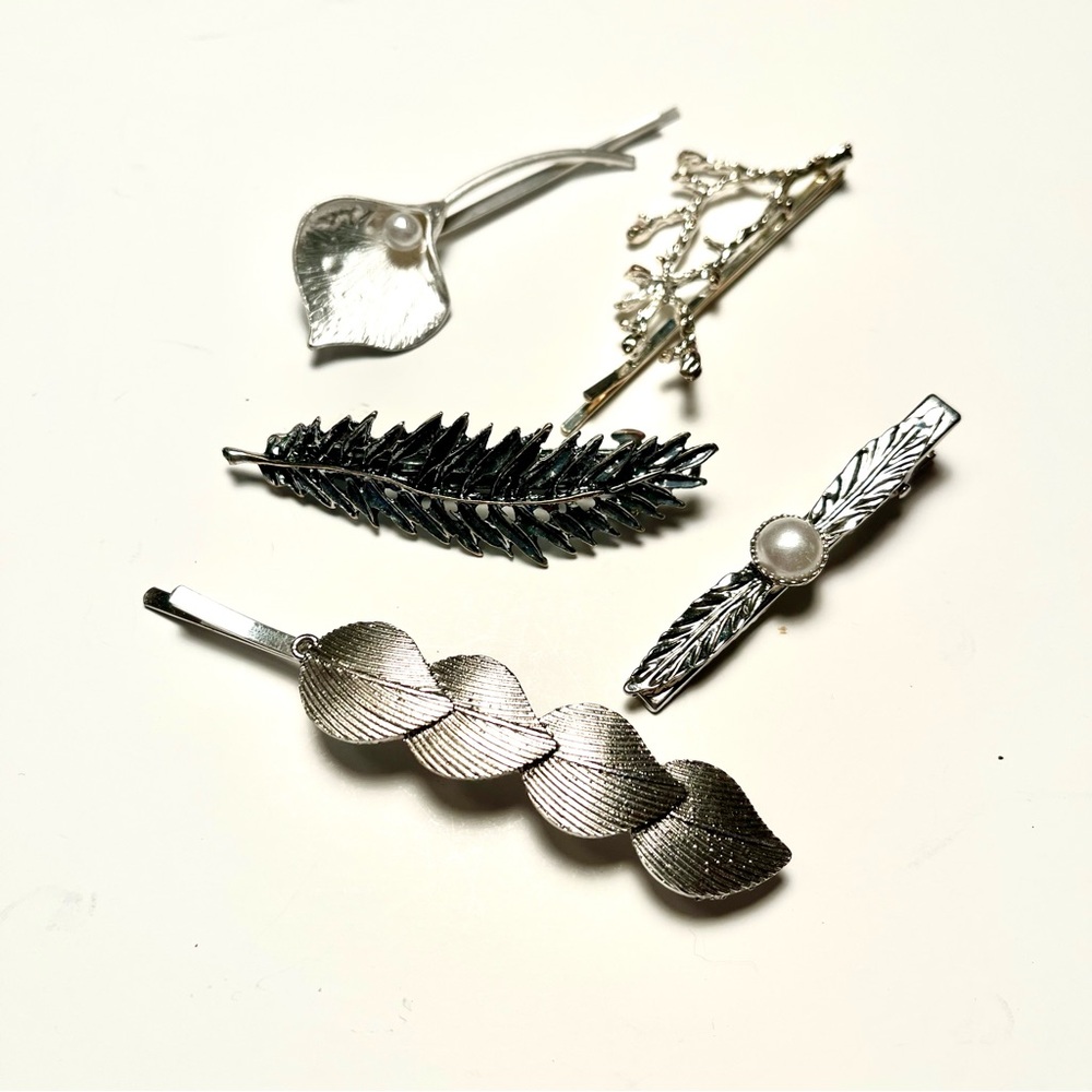 Silver Hair Clip Set - Picture 2 of 2